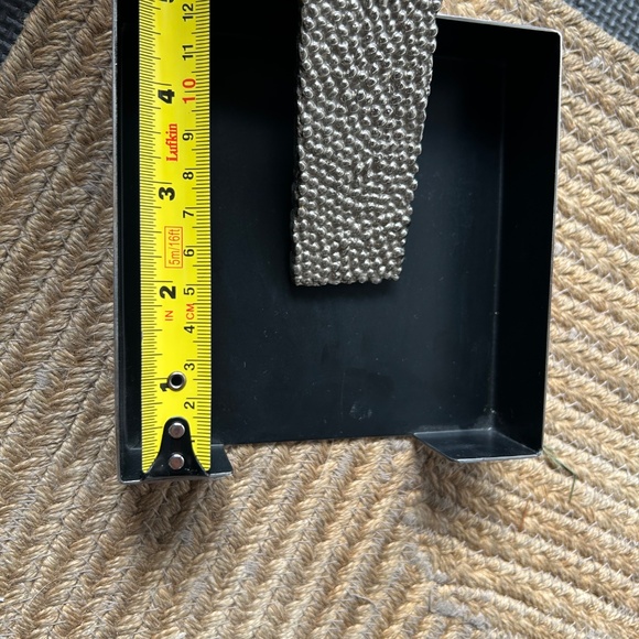 Michael Aram Cheeseboard & Serviette Holder - Picture 4 of 7